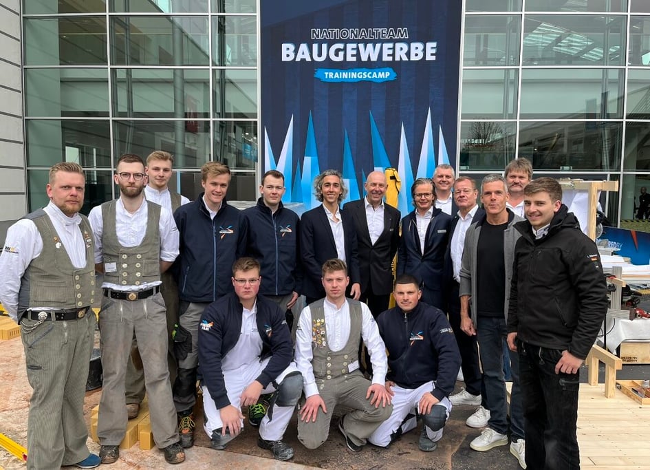 BRZ Deutschland unterstützt Nationalteam Deutsches Baugewerbe